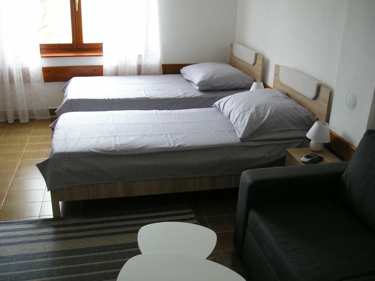 Apartamento Twin Oaks Šišan Exterior foto