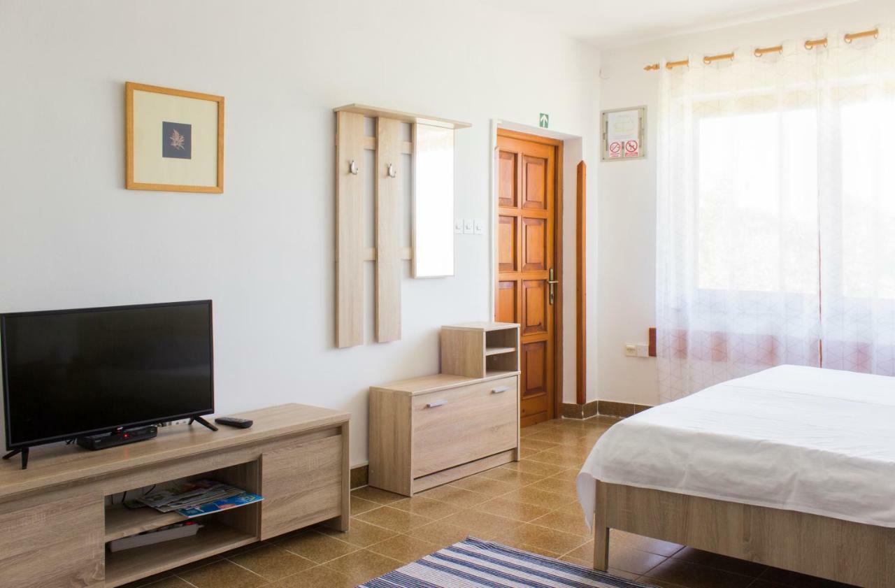 Apartamento Twin Oaks Šišan Exterior foto